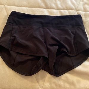 BLACK LULU SHORTS
